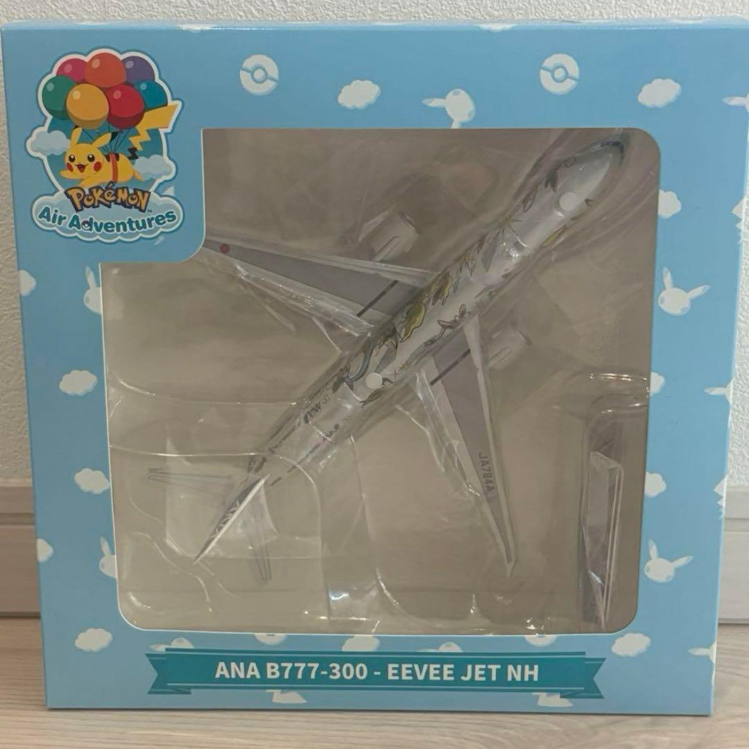 ANA ボーイングB777-300ER イーブイジェット1/400 模型