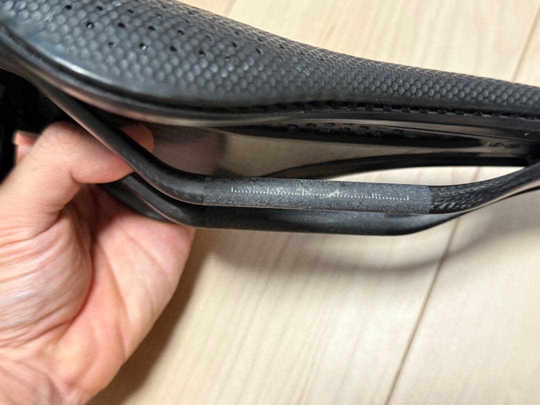 スペシャライズド　s-works power mirror サドル　143mm