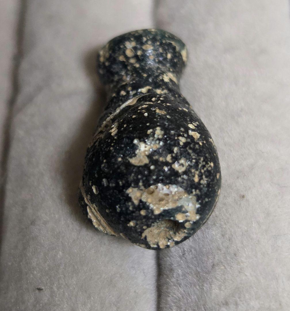 006　ビーズ　トンボ玉　容器玉　小さなガラス壺　！