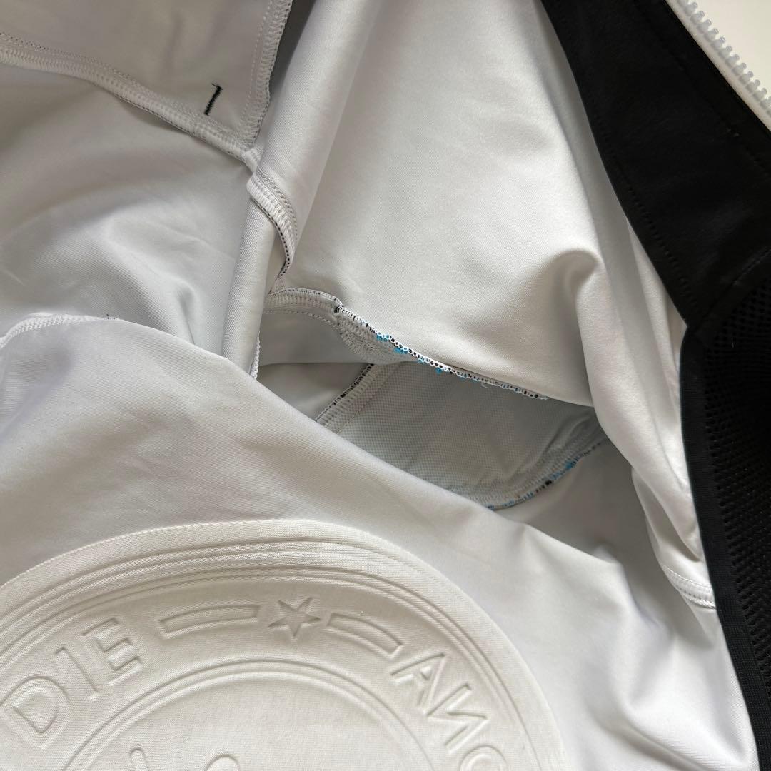 美品　マークアンドロナ　メンズ　ジップ　パーカー　ブラック　46 スカル