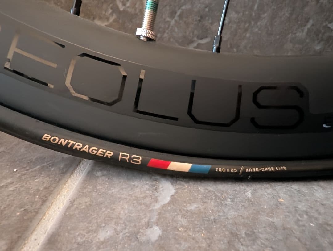 【新品同様】Madone SL 6 Di2 Gen 6 + 未使用備品一式