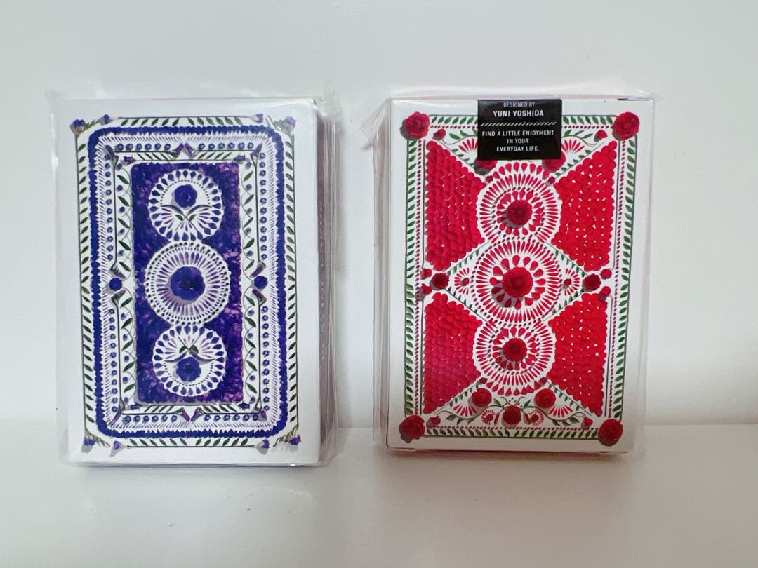 【吉田ユニ】PLAYING CARDS トランプ　赤紫 (POKER SIZE)