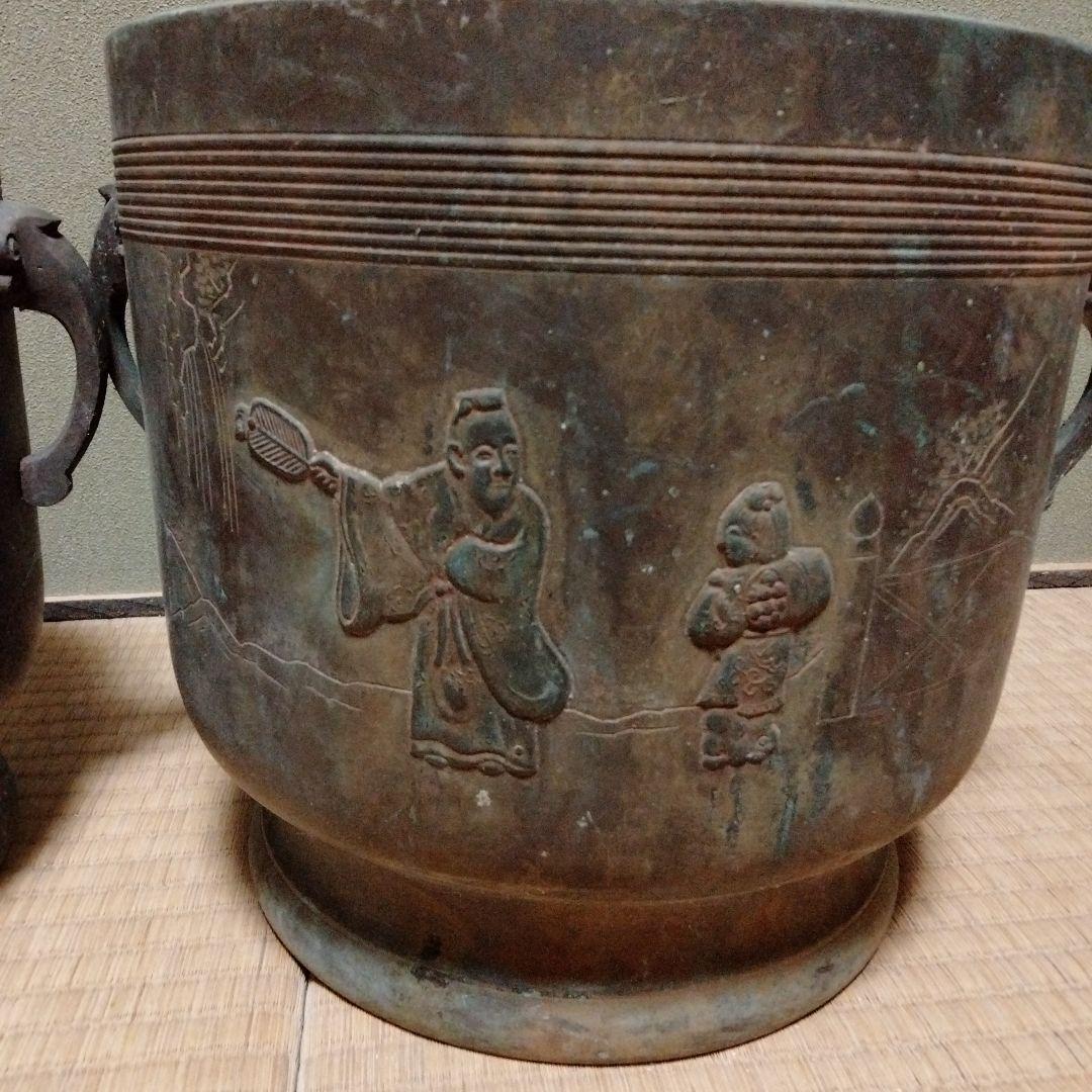 火鉢 伝統的なデザイン　レトロ　骨董