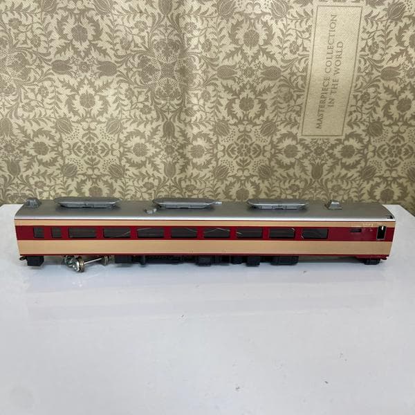 Y【ジャンク品】鉄道模型 キハ80 60 汚れ、破損・欠品あり 部品取り s