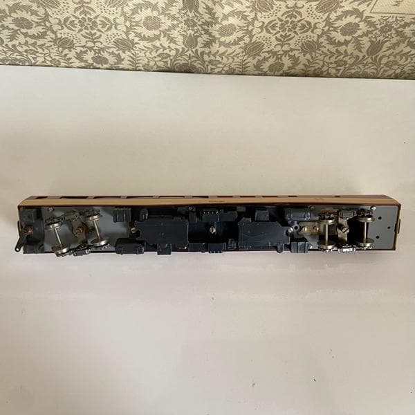 Y【ジャンク品】鉄道模型 キハ80 60 汚れ、破損・欠品あり 部品取り s