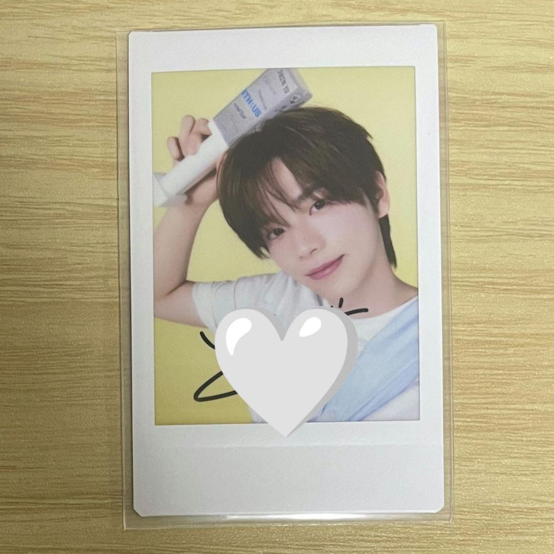 TWS シニュ 直筆サイン入り インスタントフォト トレカ