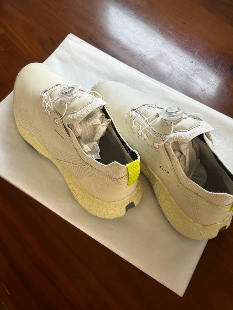 ECCOゴルフシューズ BOAシステム