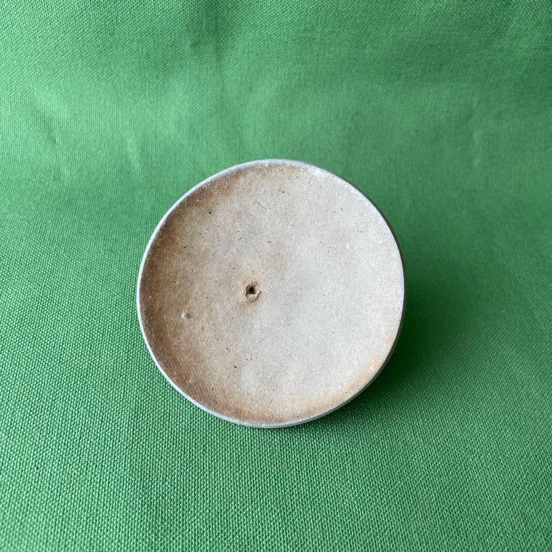 備前焼 手びねり宝瓶 松かさ摘み胡麻