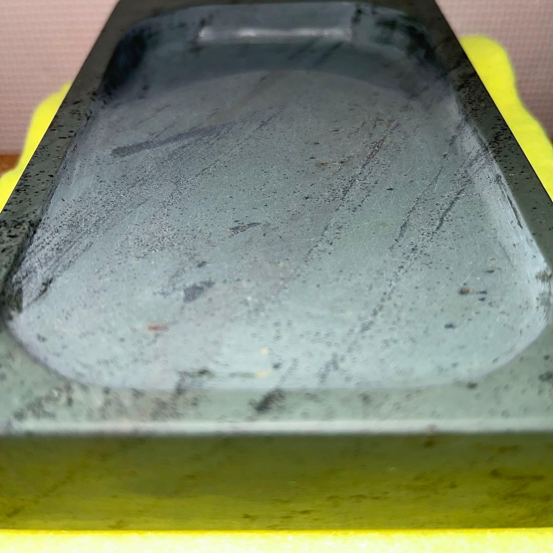 ⭕️中国緑端渓硯　長方研　石紋が綺麗　硯陰中彫り　洮河緑石　松花紅緑石　硯