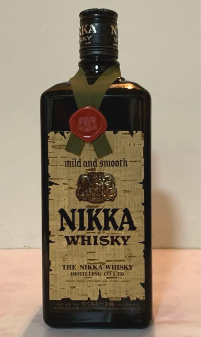 カ*シ様 【古酒】黒角ニッカ ウイスキー 1級720ml 特製タンブラー付き箱入