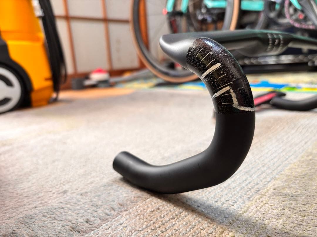 Prime Primavera エアロカーボンハンドルバー 400