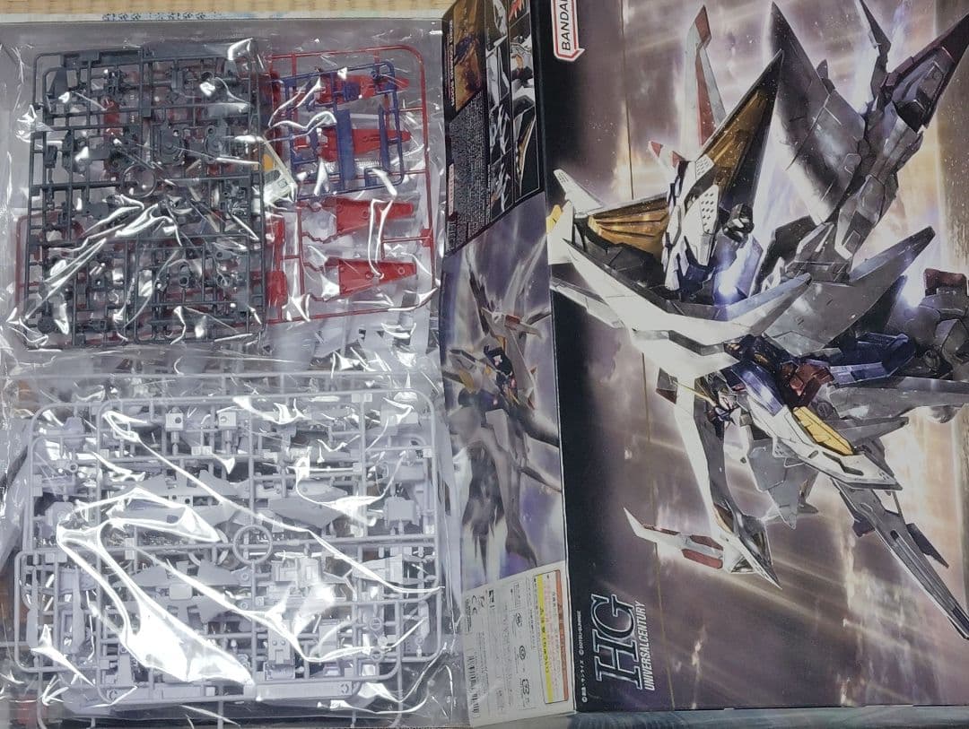 ガンプラHGクスィーガンダム、ペーネロペー　2体　未組立