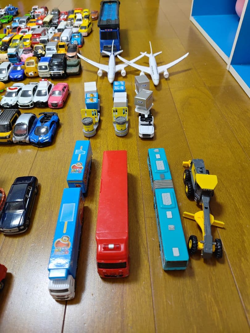 トミカ まとめ売り 220台セット