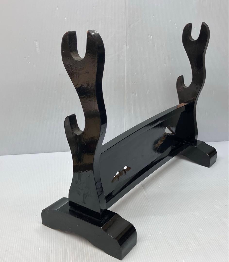 【 刀置き/刀掛け/木製 】透かし　置物 コレクション アンティーク 趣味