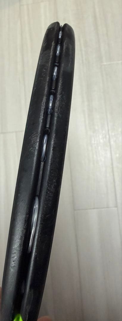 Wilson 100 V9 16×19 300g テニスラケット