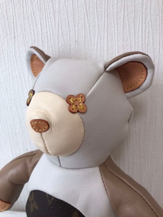 LOUIS VUITTON ドゥドゥルイ モノグラムレザー くま ぬいぐるみ