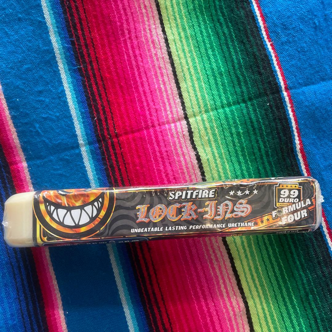 Spitfire LOCK-INS 57mm99Aスケボー定価9,130