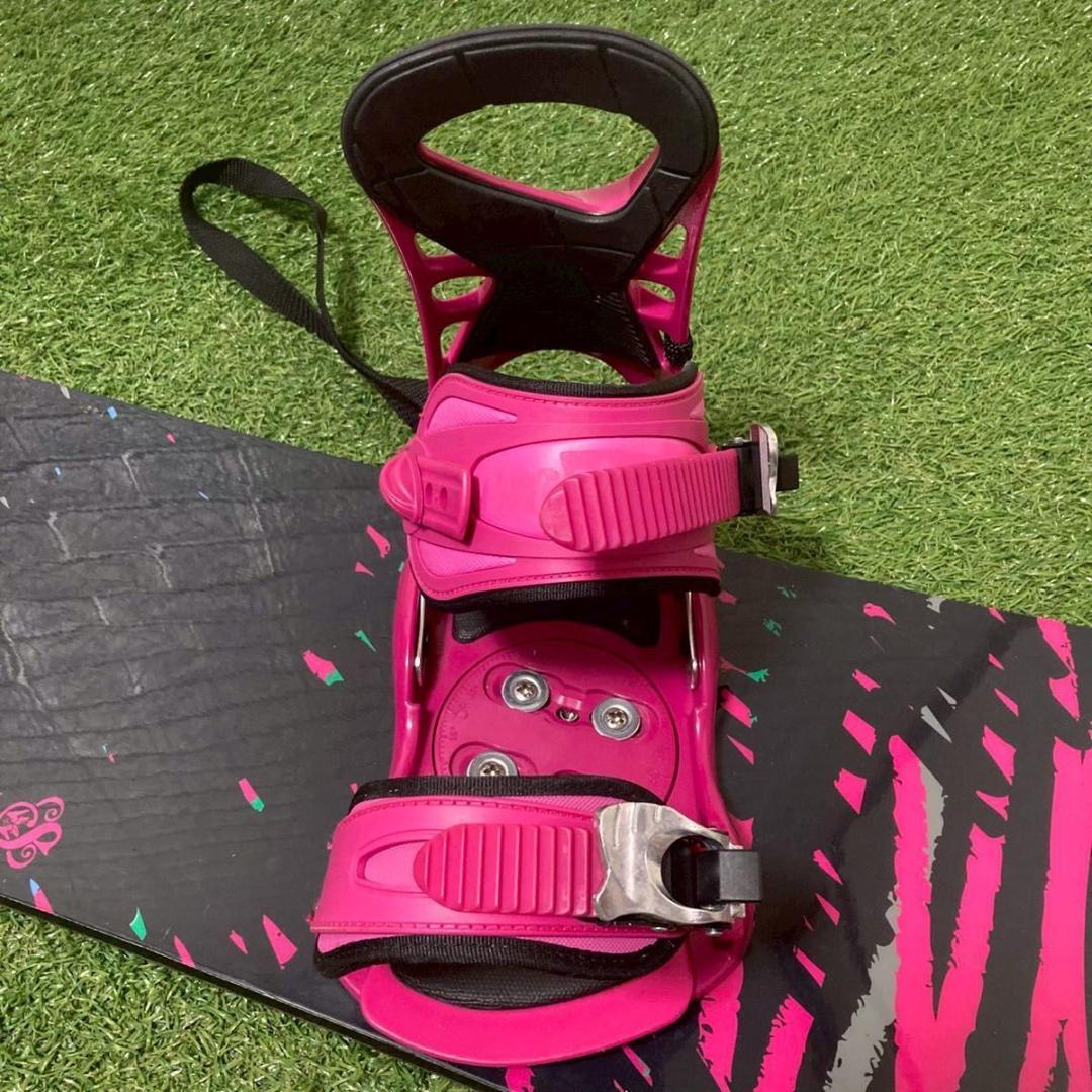 最終値下げ❣️ レディーススノーボード　SWIVEL ×TWOBEONE 142
