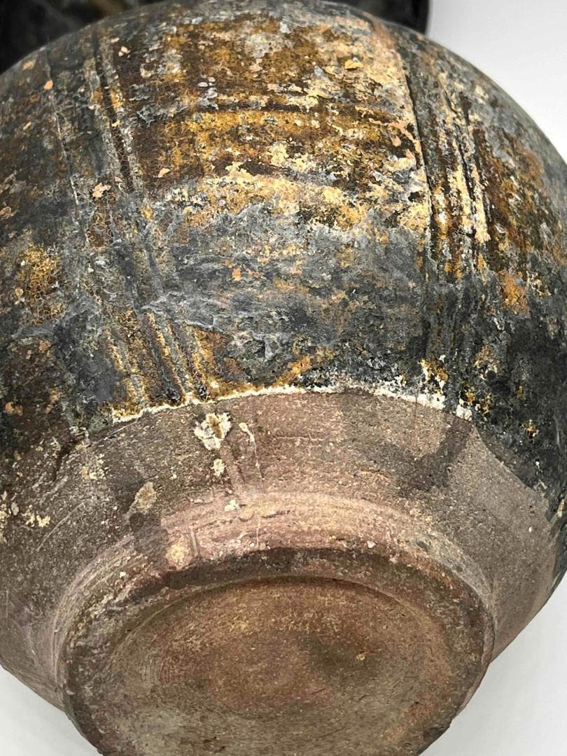 漢時代　黒褐釉瓜棱文長嘴双獸首耳執壺　長沙窯 水注　水差し(B-71)