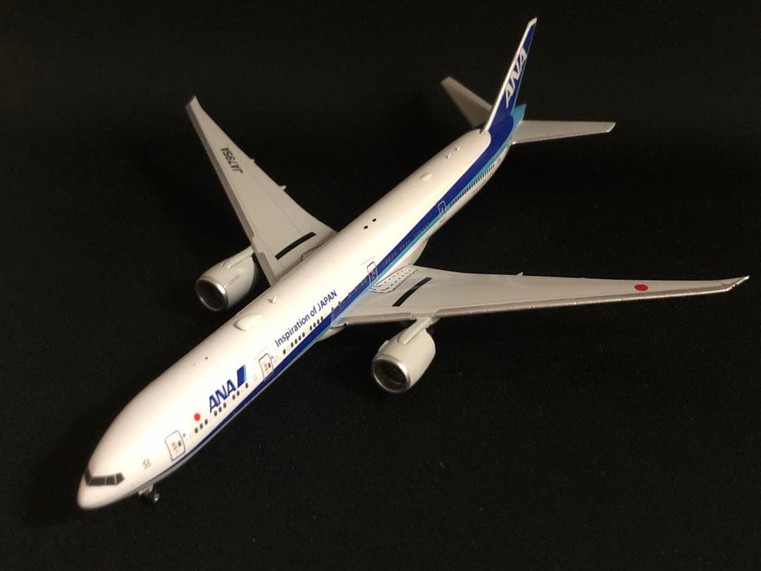 航空機・ヘリコプター ANA 777-300ER JA795A