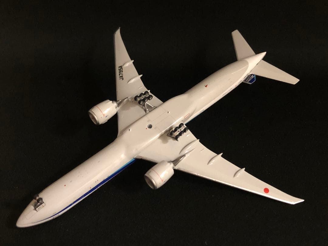航空機・ヘリコプター ANA 777-300ER JA795A