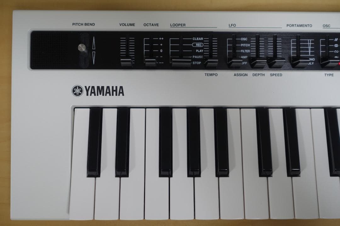 YAMAHA reface CS ＋ケース＆ストラップアタッチメント付き