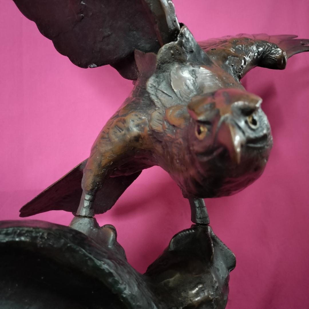 松鷲の置物　68cm