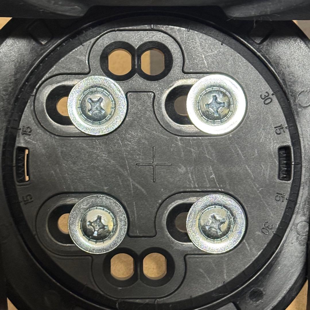 【美品】22-23 Now binding PILOT Msize