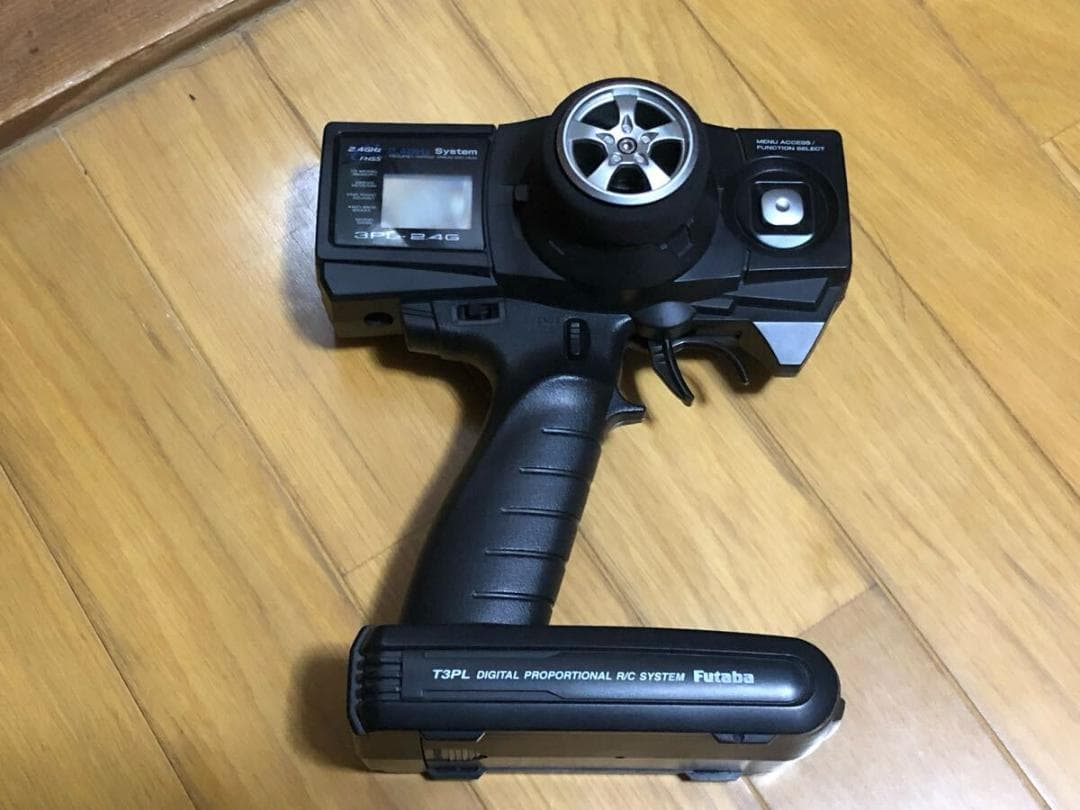 京商 1/8 インファーノ INFERNO NEO3.0 本格エンジンバギー