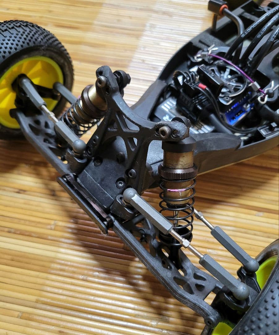 京商　KYOSHO　アルティマRB7　シャーシ　オフロードカー　マッチモア