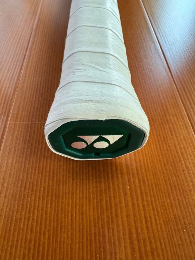 ヨネックス　EZONE 100 グリップ2 300g