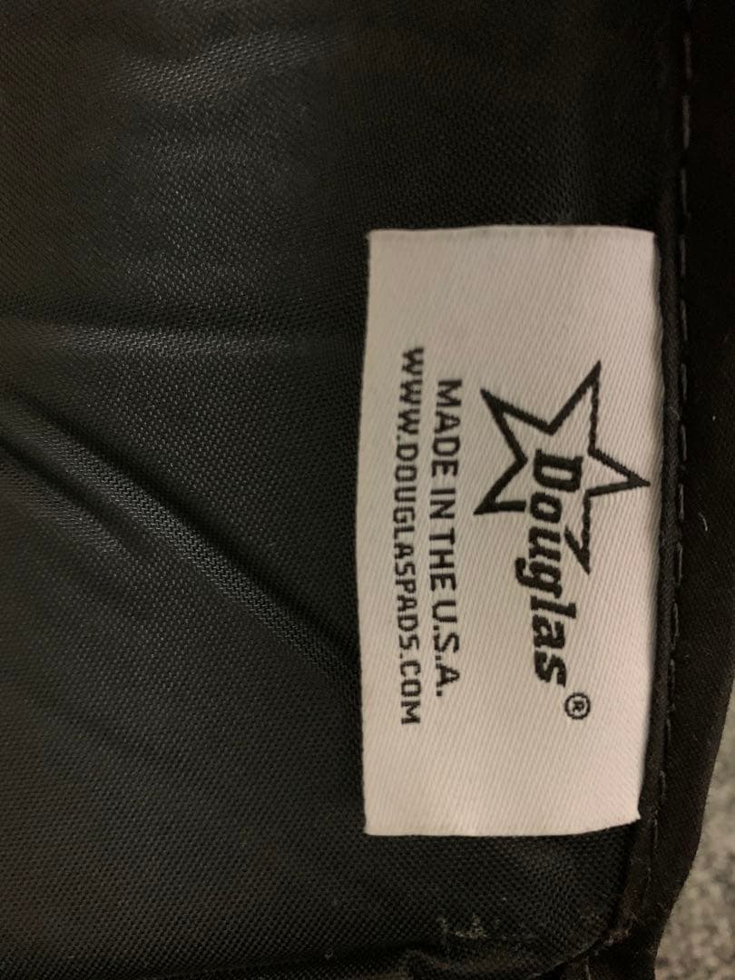 Douglas QBK XS ショルダーパッド 16\"/17\"