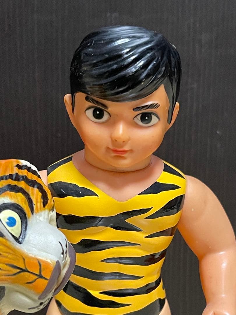 中嶋製作所　タイガーマスク　ソフビ　ビックタイガーリペイント品　面取れフィギュア