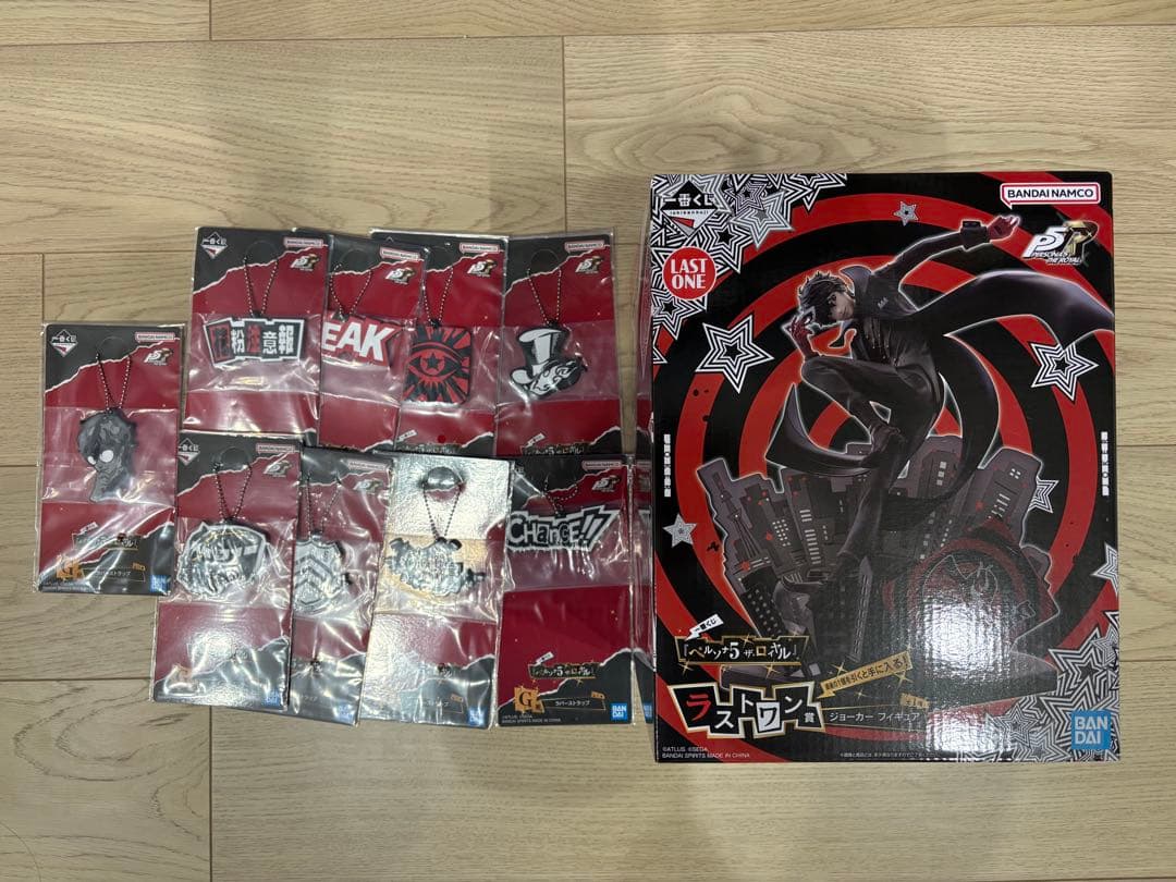 ペルソナ５ ザ・ロイヤル　一番くじ　ラストワン賞　ジョーカー　フィギュア＋おまけ