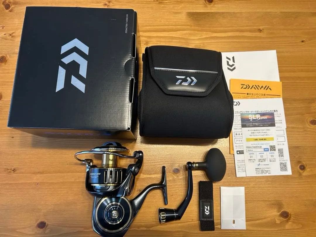 新品未使用品　25ソルティガ 14000-XH