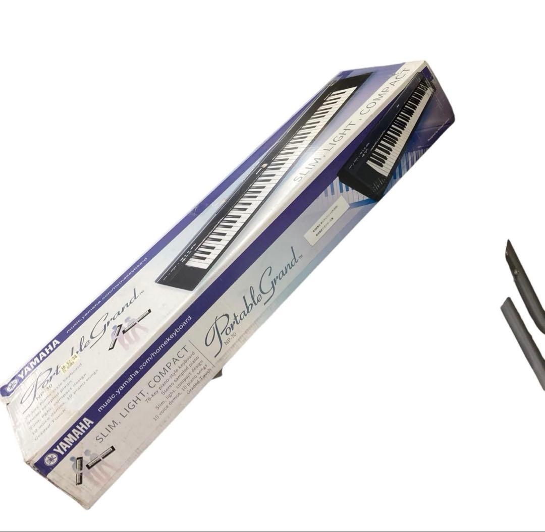ヤマハ　portable grand np-30