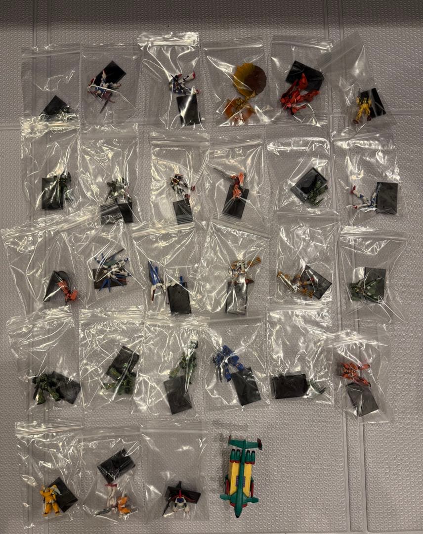 ガンダムコレクション100個まとめ売り