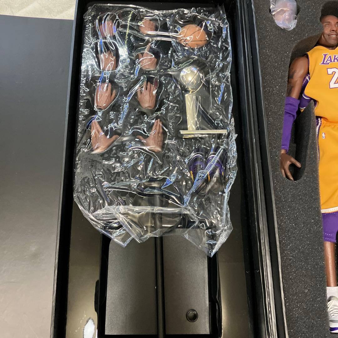 エンターベイ　コービー　特典付き