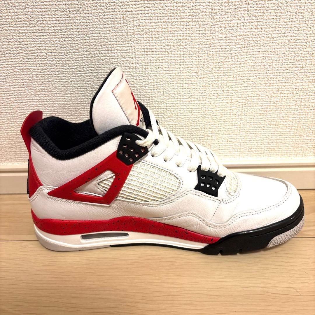 ⭐︎美品⭐︎ナイキ エアジョーダン4 レトロ \"レッドセメント26cm