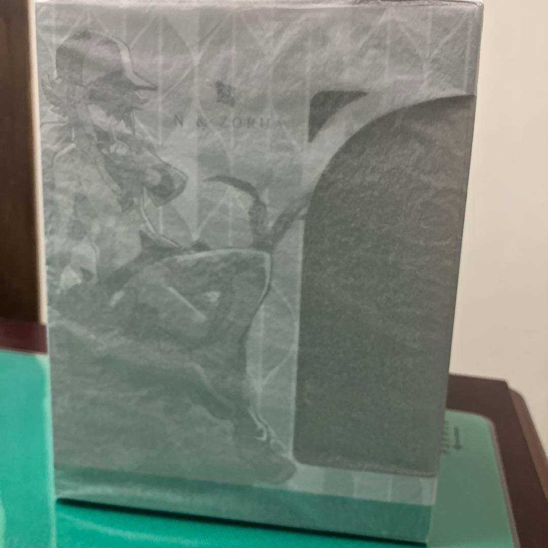 ポケモンセンター N & ゾロア フィギュア　未開封