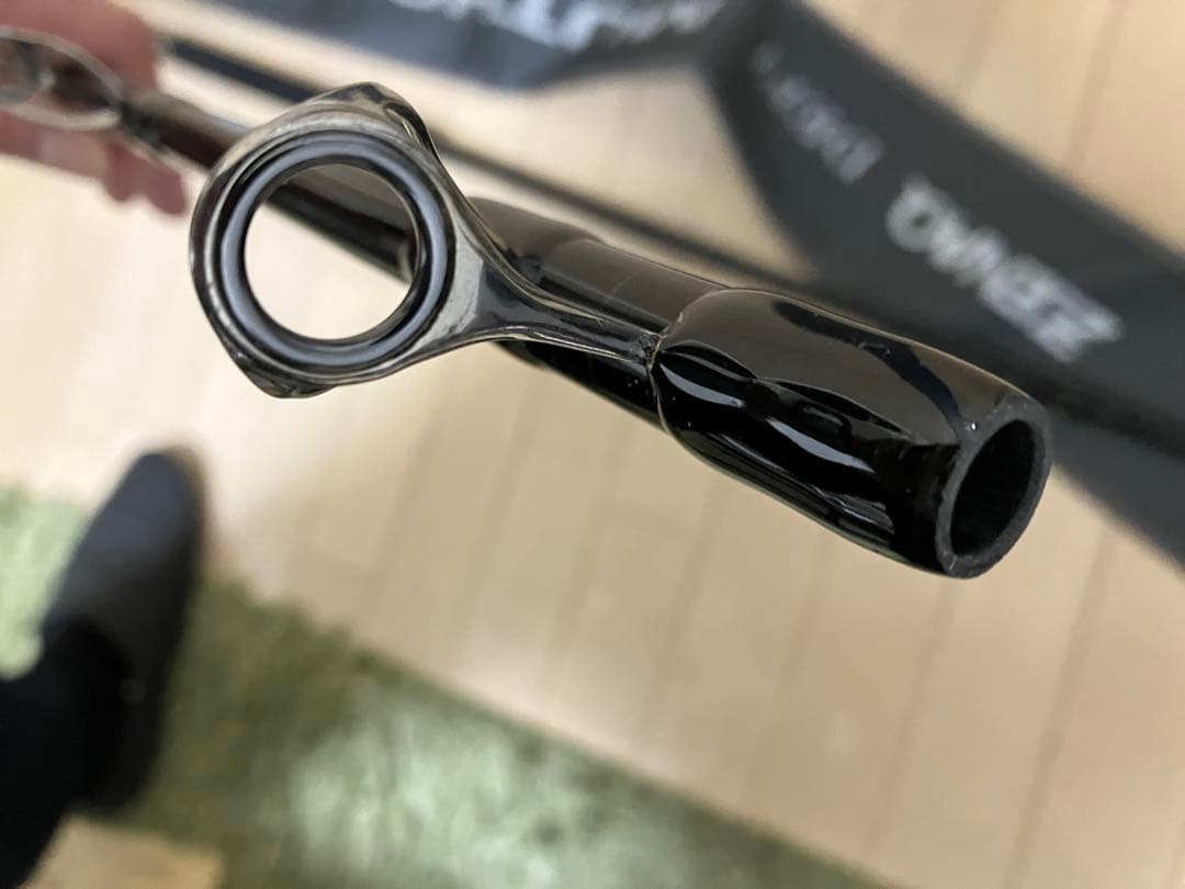 ミュートスアキュラ100H RG