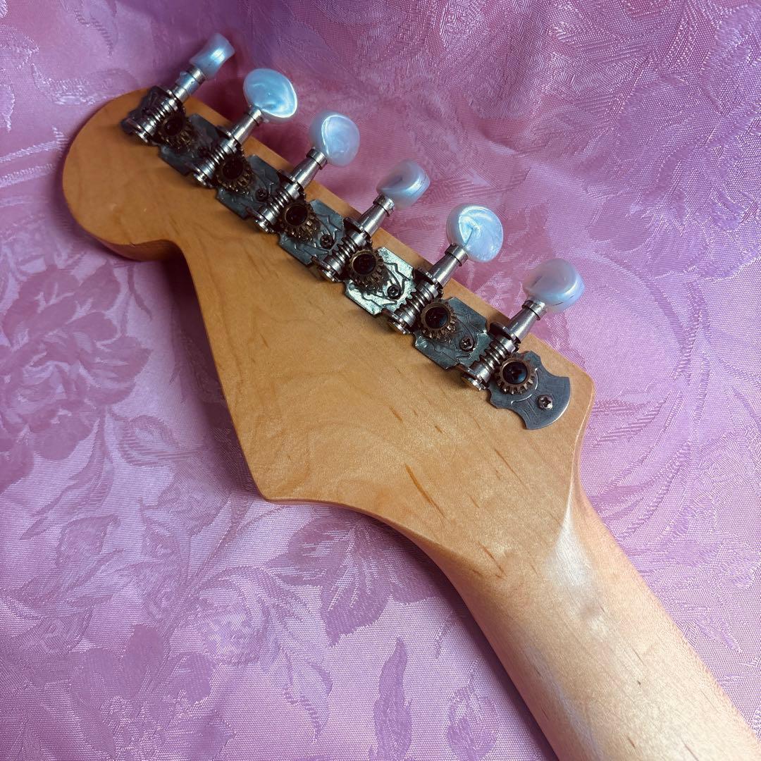 期間限定値下げ！改造！ピンク ミニギター ハムバッカー搭載！