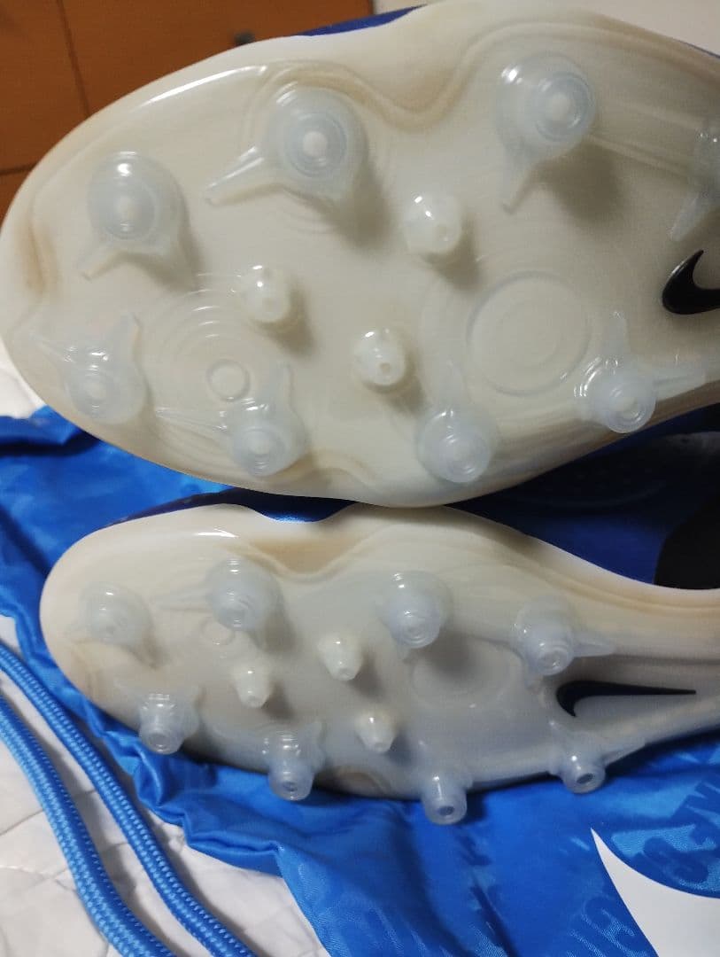 ティエンポレジェンド10 エリート AG PRO ２７センチ