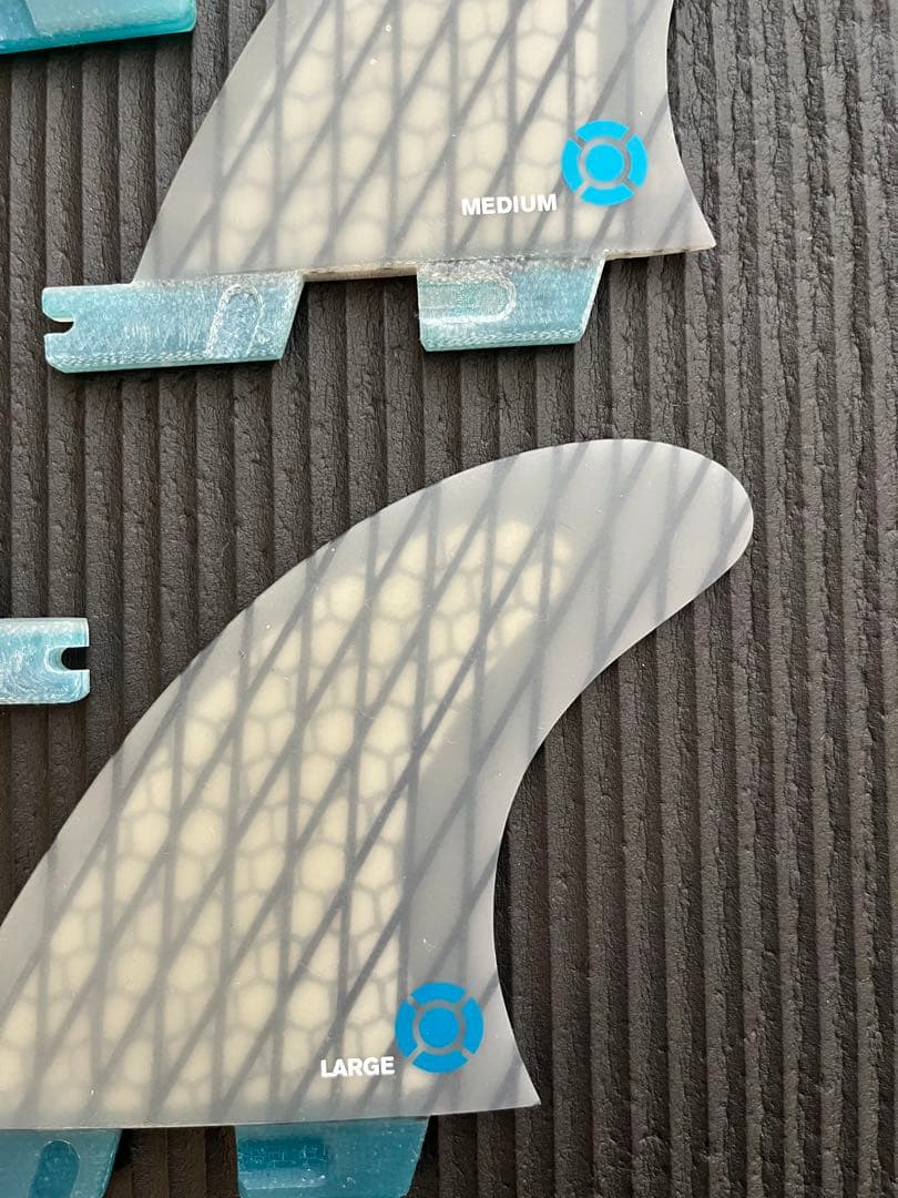 FCS2 Quad Rear Performerサーフボードフィン L＆Mセット