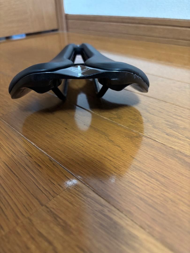 セライタリア　NOVUS BOOST EVO TM SUPERFLOW サドル