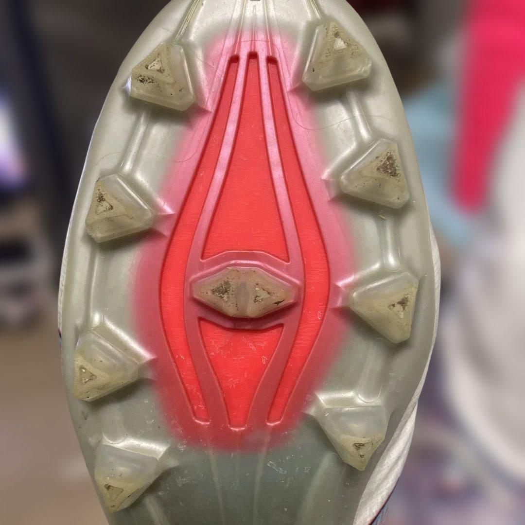 Mizuno サッカーシューズ ホワイト スパイク