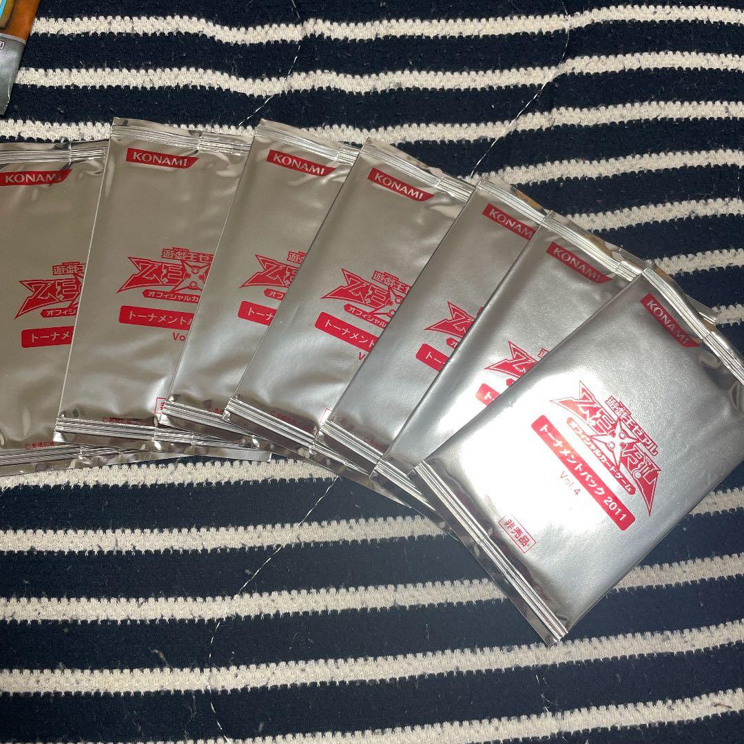 遊戯王の初期パックです。