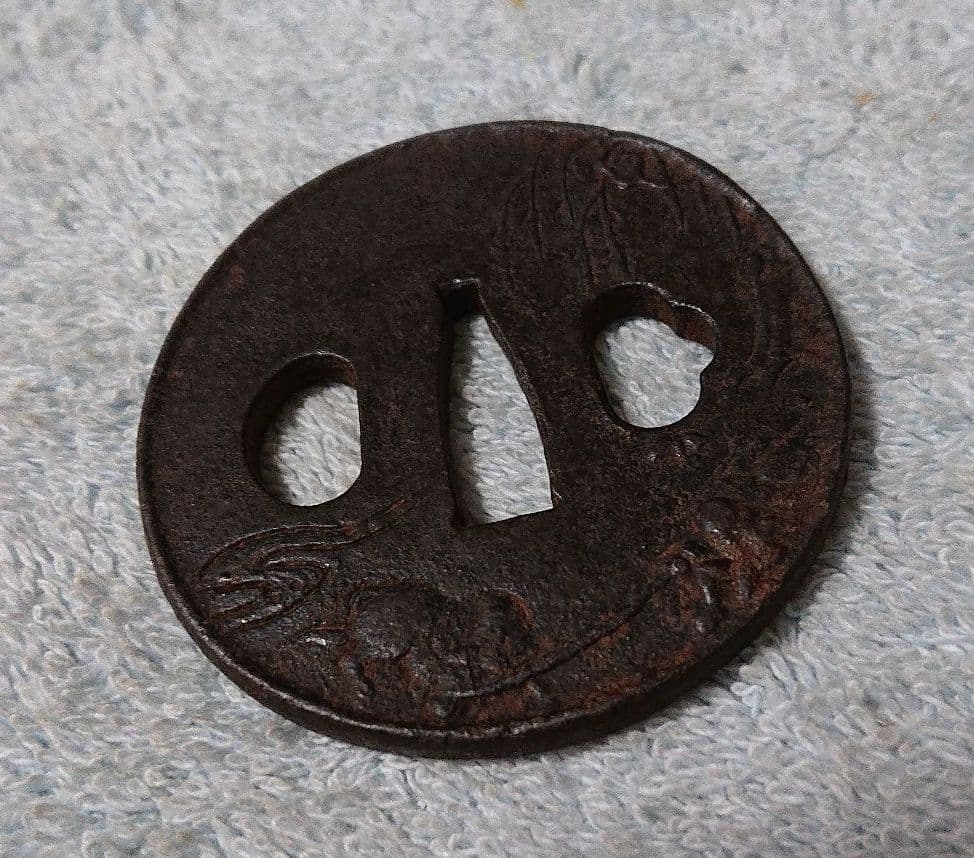 刀の鐔 鉄製ツー3