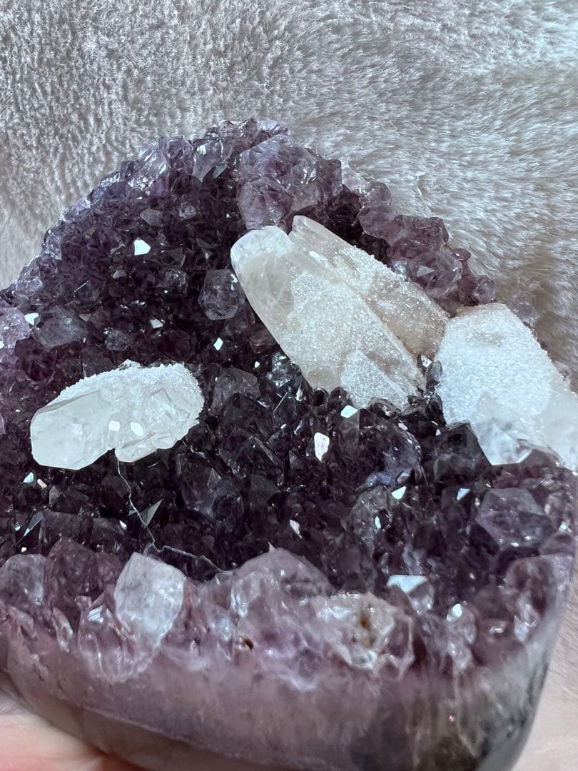 アメジストドーム　カルサイト共生