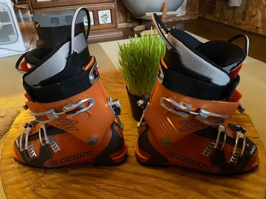 バックカントリー　ガルモント DAEMON TLT対応 26.5